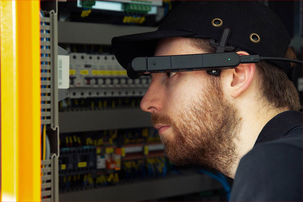 Smart Glasses Offer a Breakthrough to the Food Processing Industry